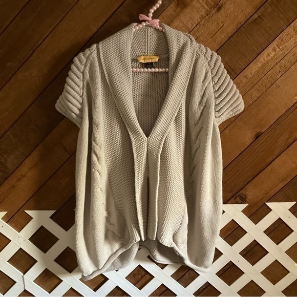 St. John Sweaters - St. John ribbed sweater size M